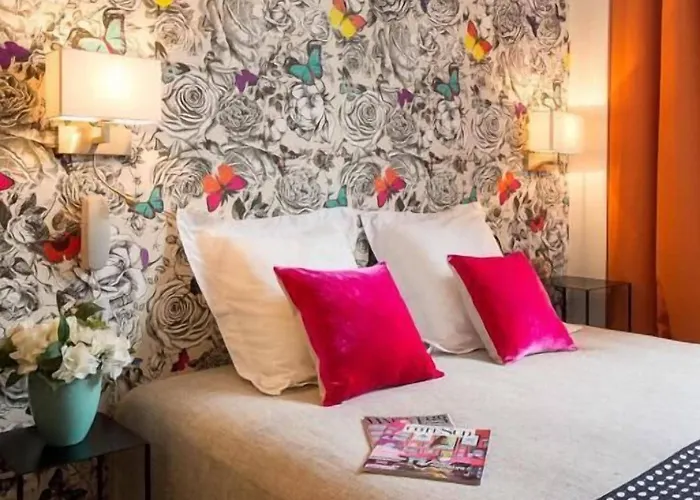 Hotel Victoria Châtelet 3*