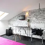 Korner Chatelet Hotel