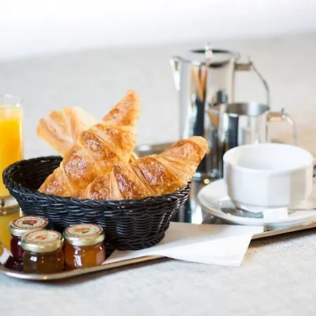 Korner Chatelet Hotel