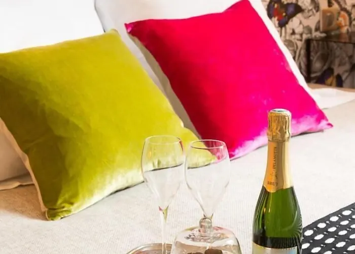 Korner Chatelet Hotel