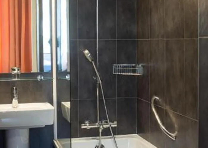 Korner Chatelet Hotel 3*